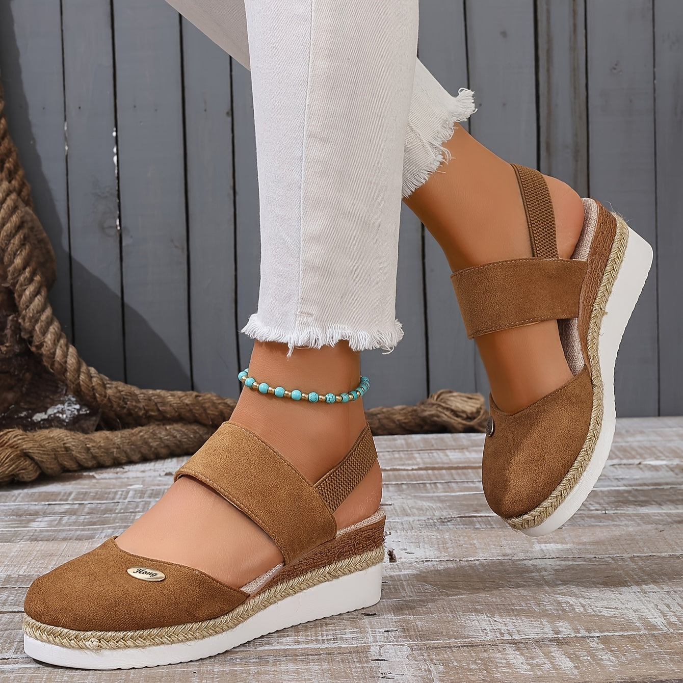 Stilla | Dame Sandaler På Platform: Skridsikre, Lukket Tå, Elastisk Rem