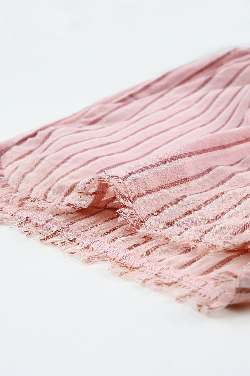 Stilla | Frayed Hem Paperbag Shorts