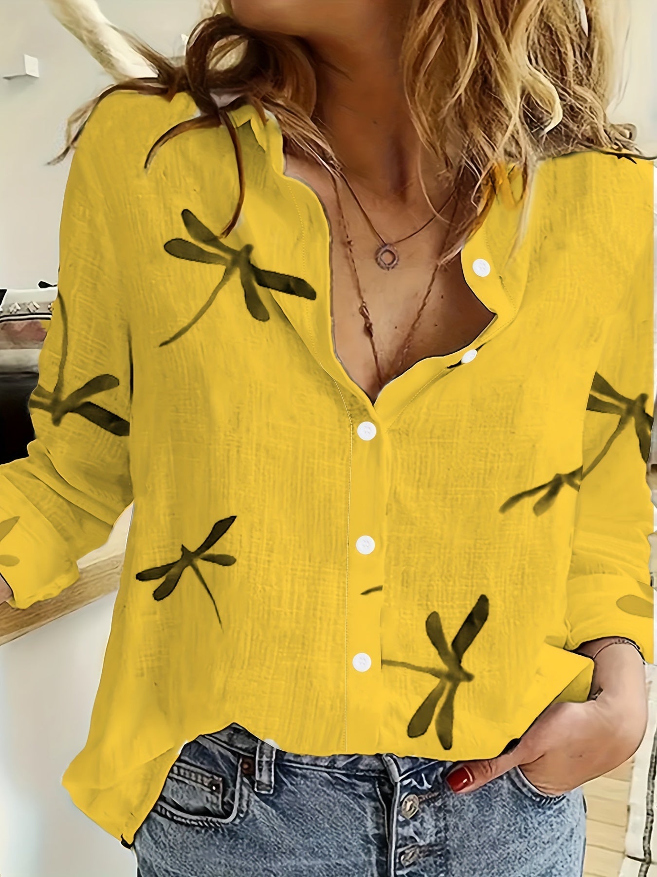 Stilla | Damebluse Med Dragonfly Print, Luftig, Med Lange Ærmer, Afslappet Stil
