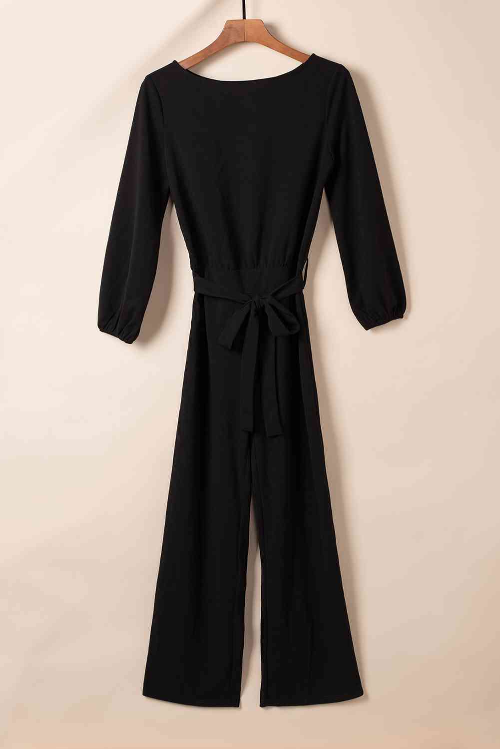 Stilla | Halstie bælte jumpsuit