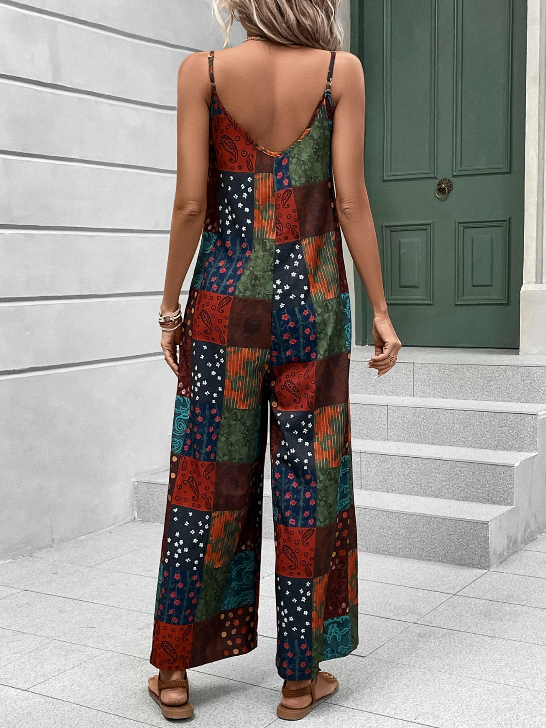 Stilla | Scoop Neck Spaghetti Strap Jumpsuit