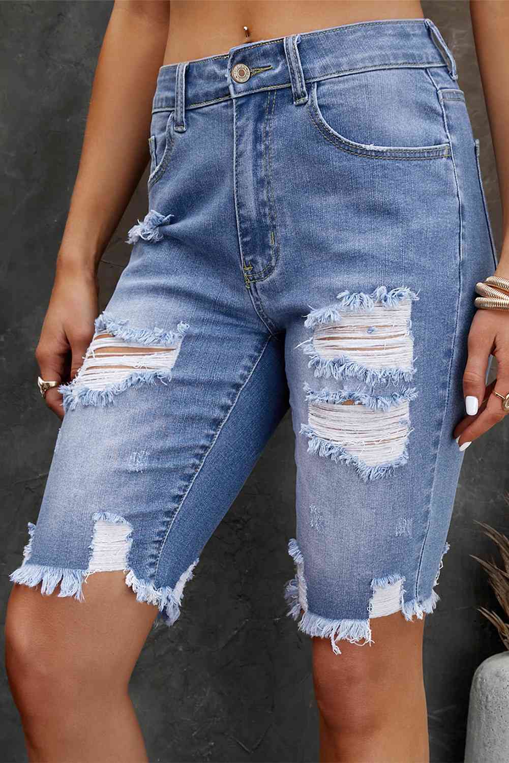 Stilla | Flossede Kant Denim Bermuda Shorts