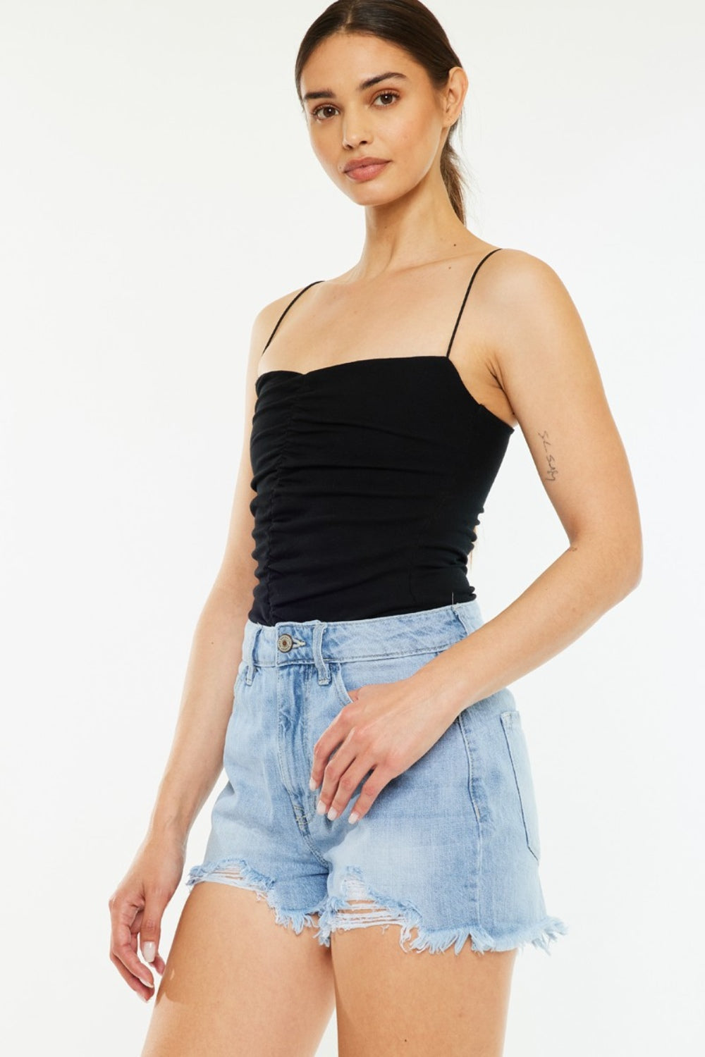 Stilla | Raw Hem Distressed Høj Talje Denim Shorts