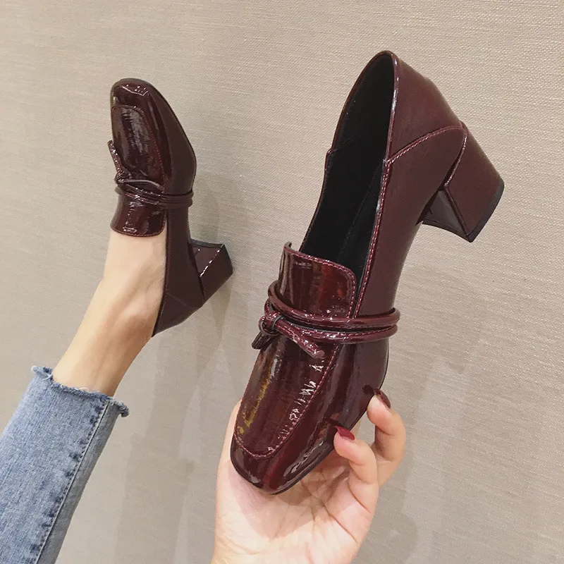 Stilla | Moderne Bordeaux Loafers Med Enkelt Bånd Til Kvinder