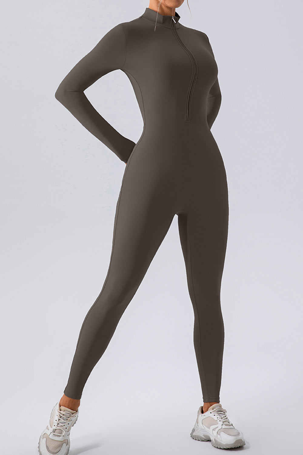 Stilla | Zip Mock Hals Aktiv Jumpsuit