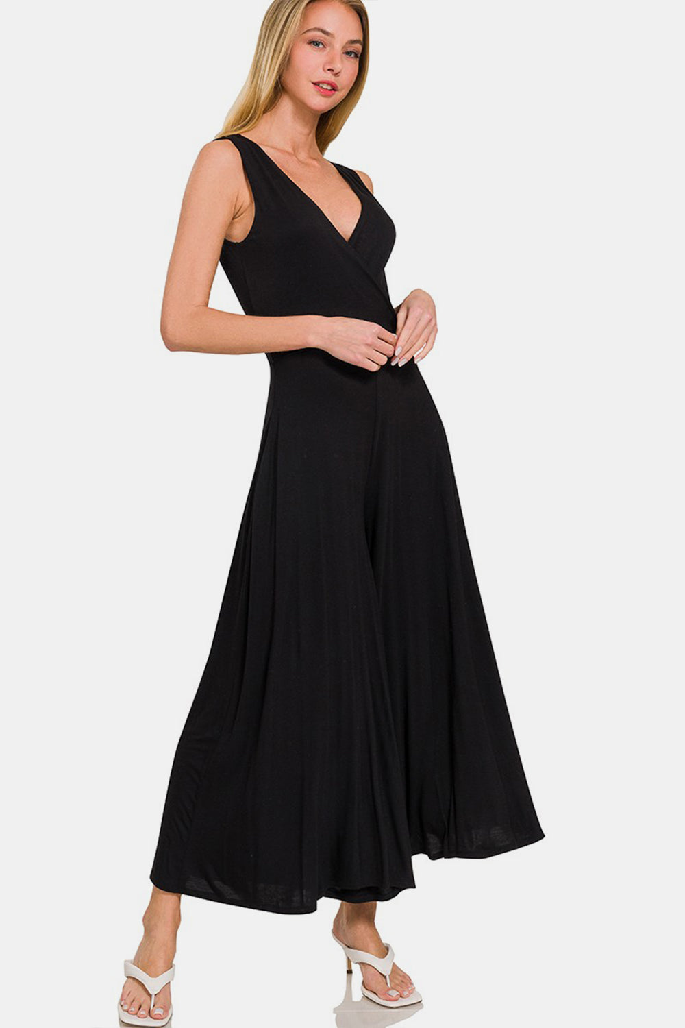 Stilla | Surplice Udkæring Ærmeløs Jumpsuit