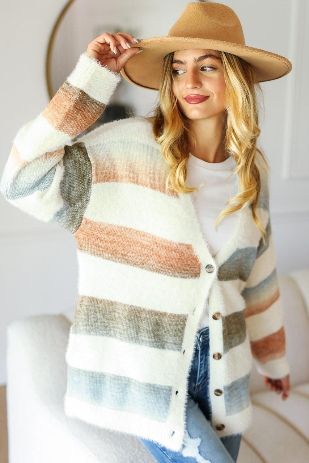 Stilla | Full Size Knap-down Stribet Blød Fuzzy Sweater Cardigan
