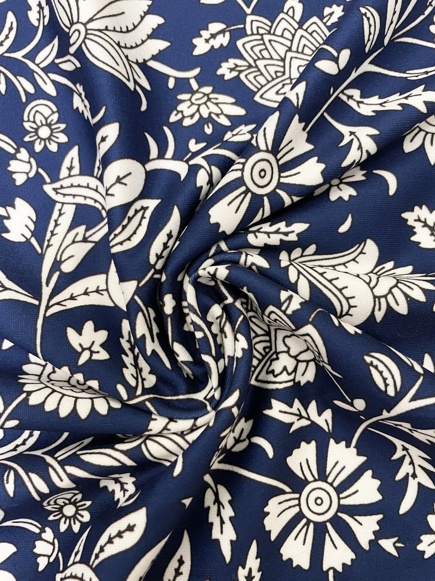 Stilla | Sommerskjorte Med Blomsterprint Uden Ærmer Med Snøre Talje