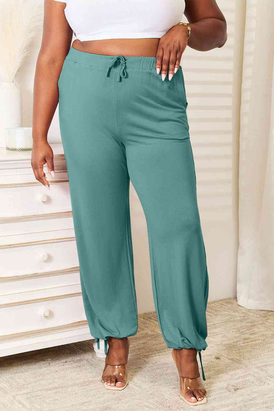 Stilla | Bae Full Size Blødt Rayon Drawstring Talje Bukser Med Lommer