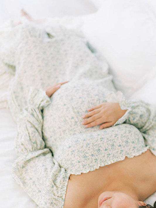 Stilla | Gravidkjoler Boheme Blomstret Print Flæser Bådformet Udhulning Elegante Langærmet Maxi Gravidkjole