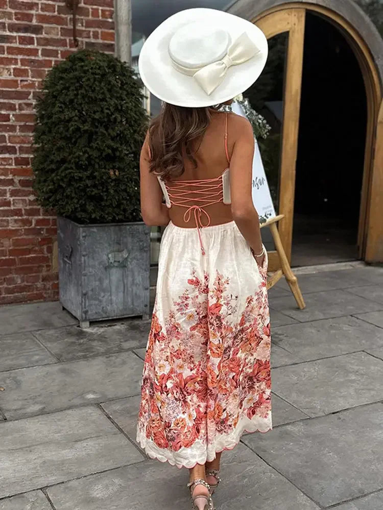 Stilla | Scalloped Blomster Sommerkjole
