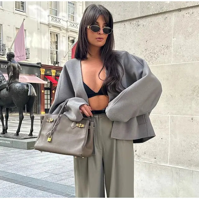 Stilla |Elegant Blazer med Enkeltknapper og V-udskæring