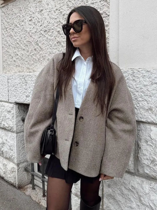 Stilla |Elegant Blazer med Enkeltknapper og V-udskæring