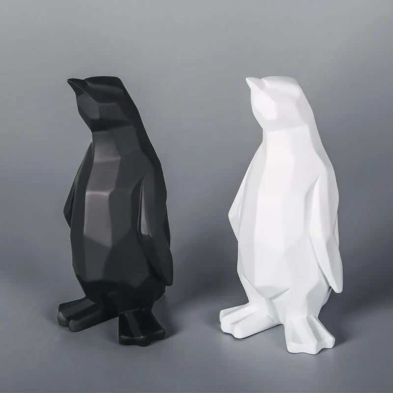 Stilla | Nordic Penguin Statue