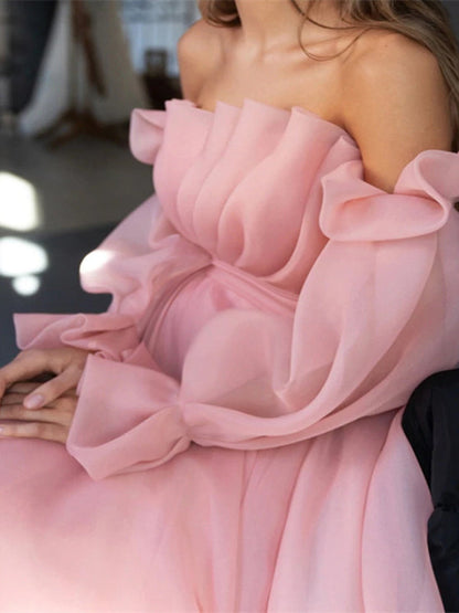 Stilla | Rete Slipset Skuldre Blonder Bådformet Udsnit Lanternemanchet Elegante Maternity Kjoler