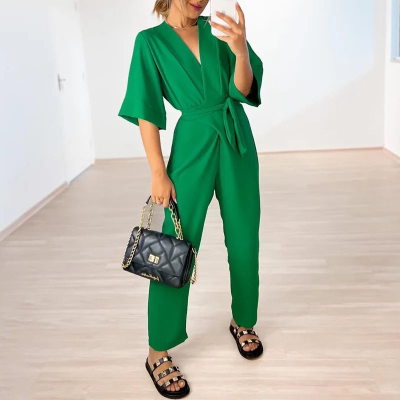 Stilla | Enkel Jumpsuit Med V-Udskæring Og Korte Ærmer