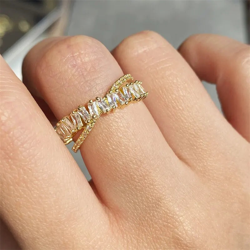 Stilla | spiralring med pavé krystaller