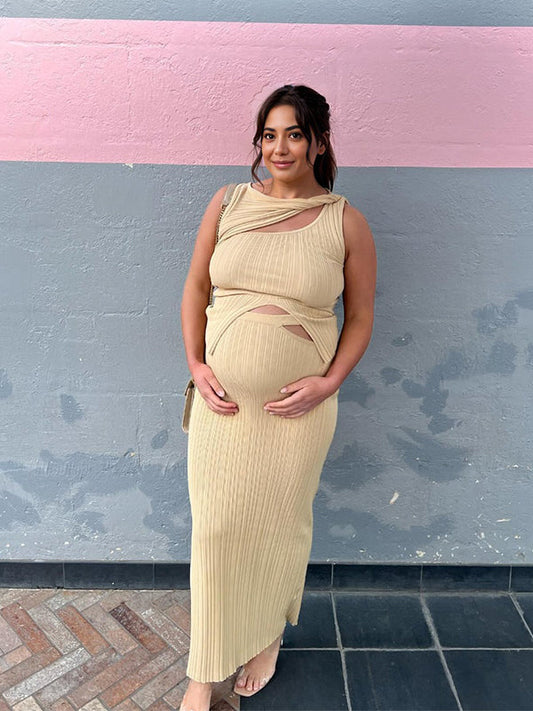 Stilla | Abrikos Uregelmæssig Slids Fiskesvans Mode Chic Slank Maternity Kjoler