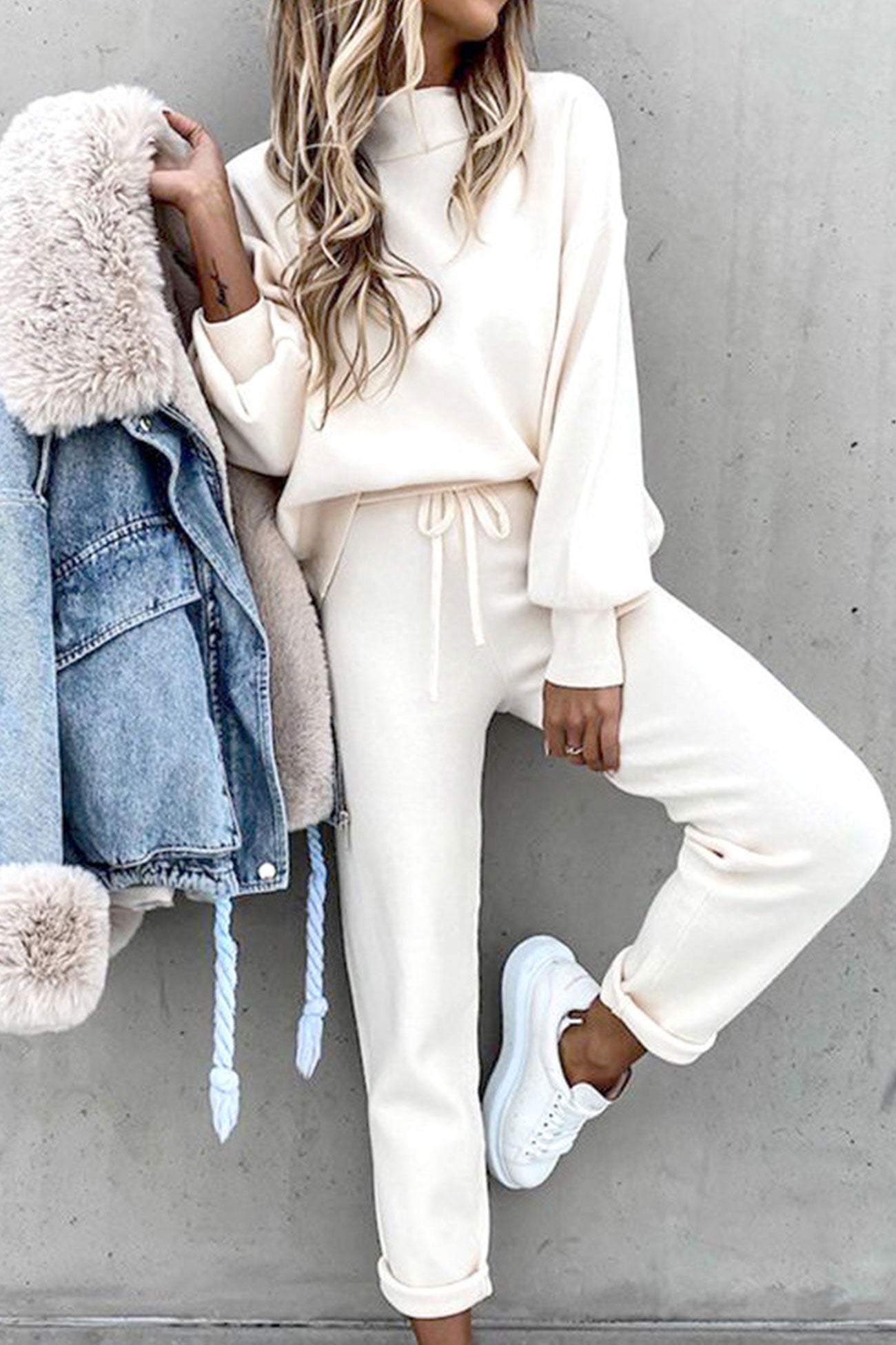 Stilla | Langeærmet Sweatshirt Jumpsuit Med Ståkrave Og Pufærmer
