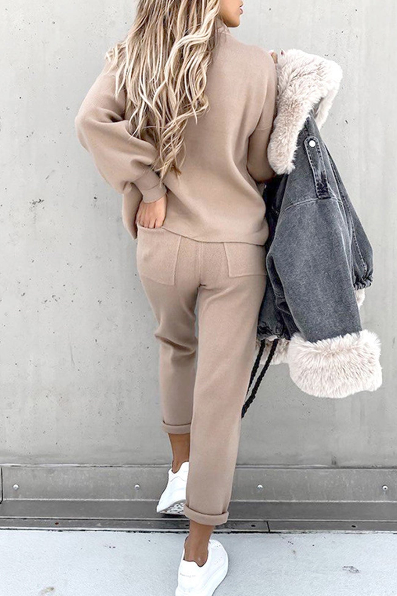 Stilla | Langeærmet Sweatshirt Jumpsuit Med Ståkrave Og Pufærmer
