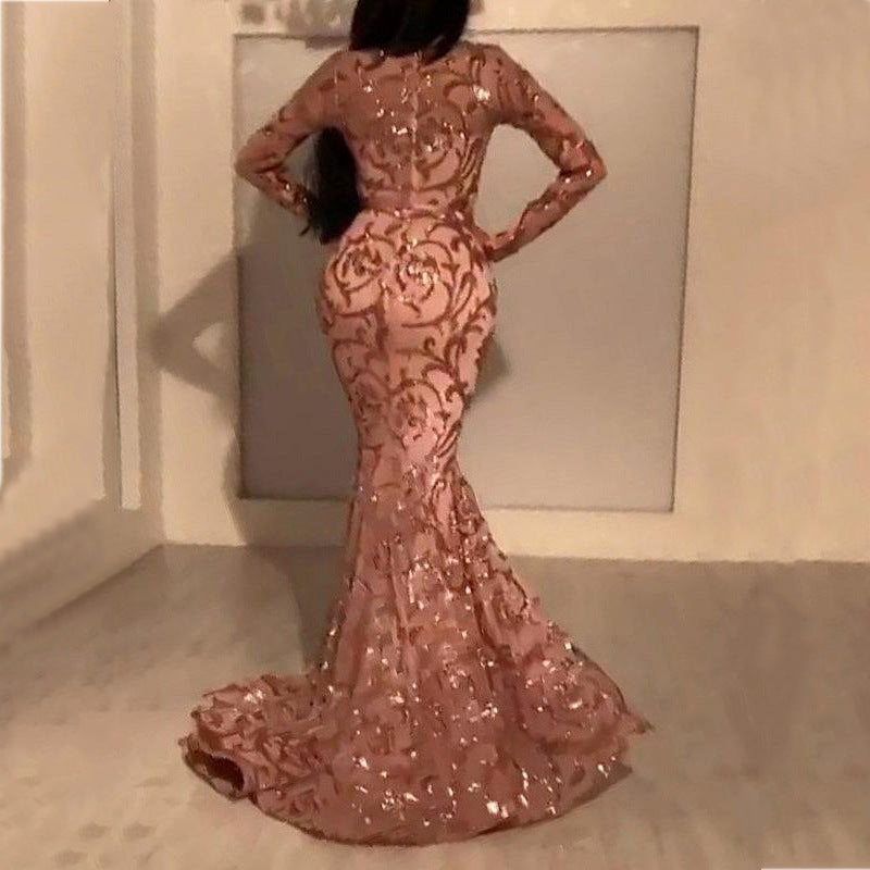 Dame Elegant aftenkjole med blanke udsmykninger og tætsiddende snit Stilla