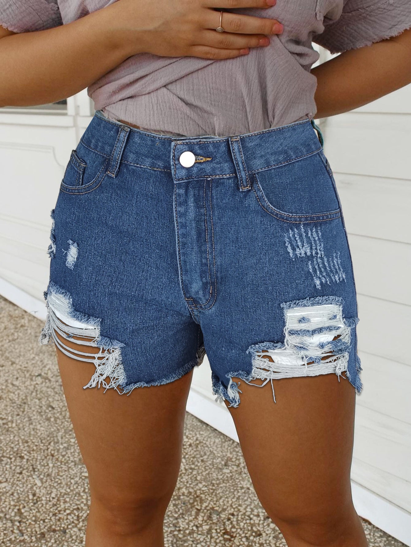 Dame Destroyed Denim-Shorts med afslappet snit og moderne rivningsdetaljer Stilla