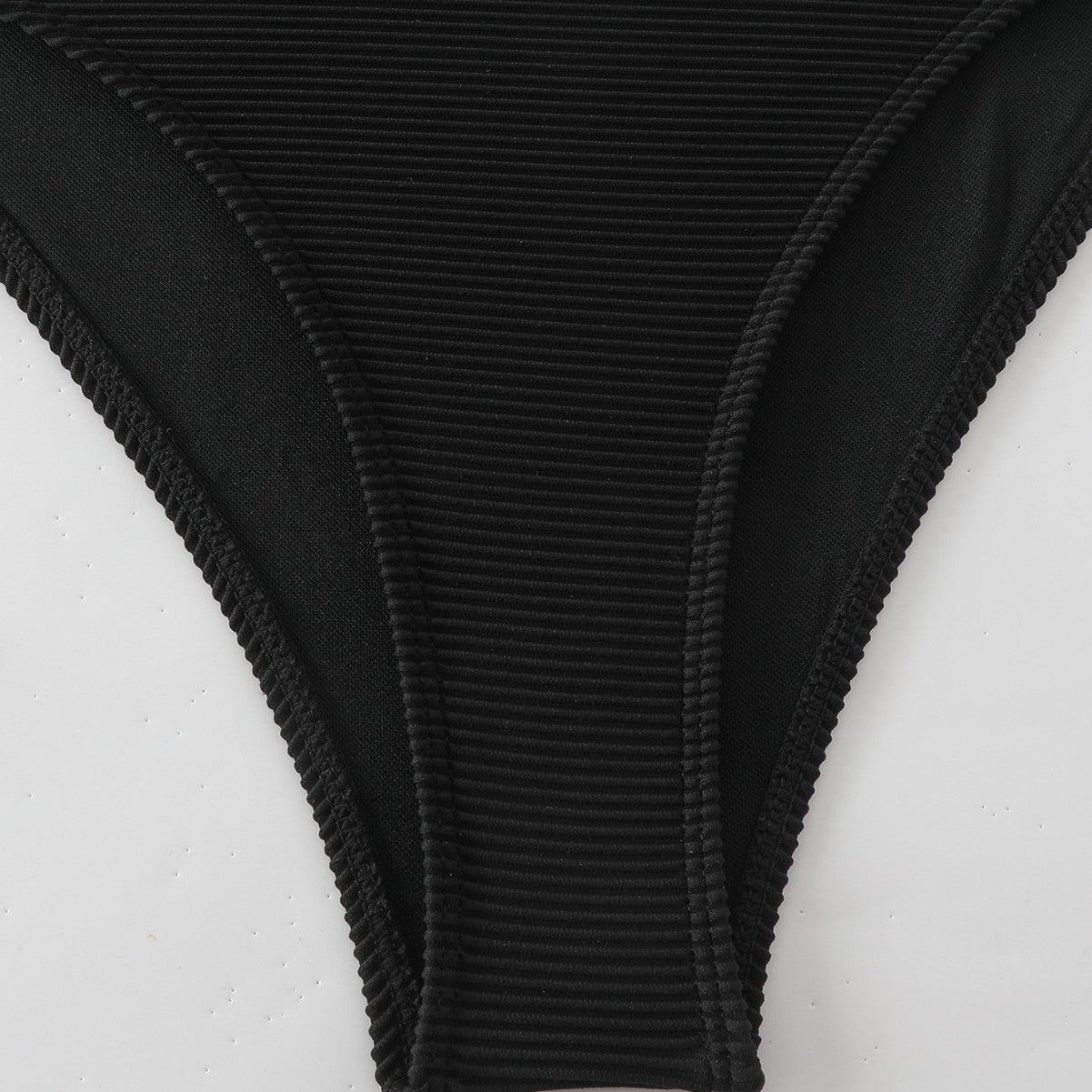 Dame Eintøjs badedragt med moderigtig lynlås og elegant ribstruktur Stilla