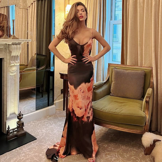 Dame Elegant flydende Maxikjole med fine spaghetti-stropper og floral print Stilla