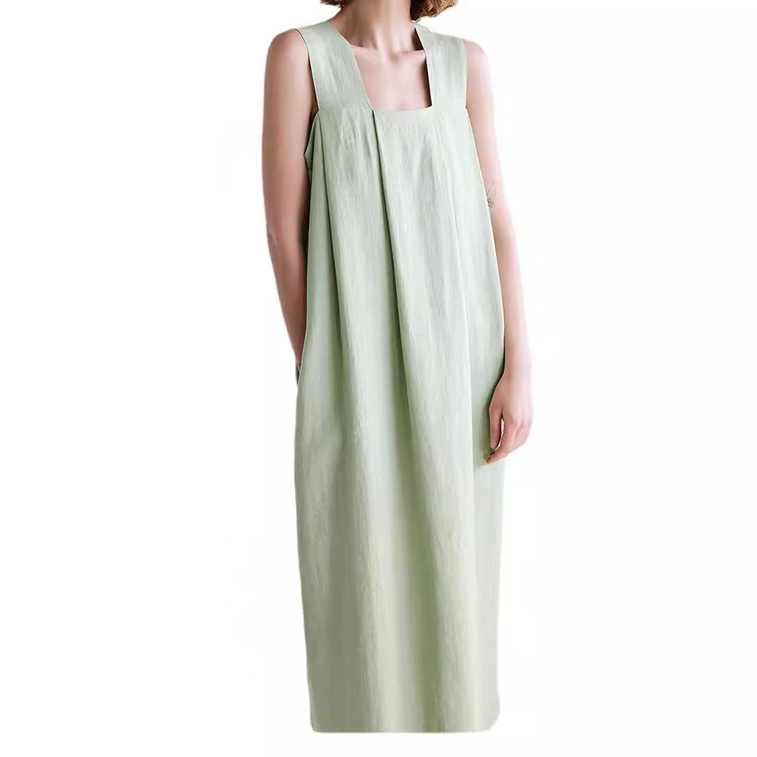 Dame afslappet linnedragt med firkantet udskæring og plissee Stilla