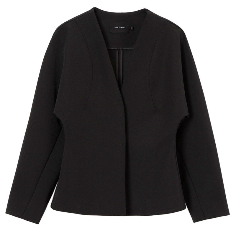 Dame elegant bluse med generøse ærmer og moderne indpakningssnit Stilla