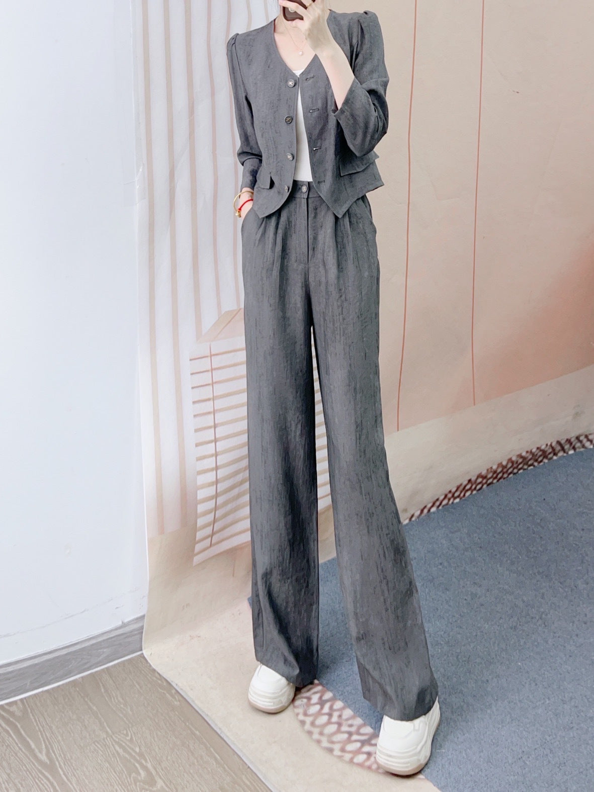 Dame elegant blazer-bukser-sæt med høj talje og struktureret design Stilla