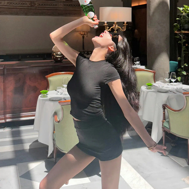 Dame cropped top og miniskørt sæt med figurformende snit Stilla