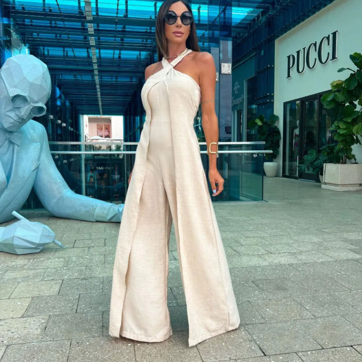 Dame Jumpsuit med elegant Cross-Back og brede ben Stilla