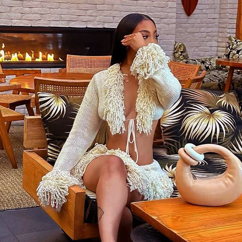 Dame Cropped Strikjakke med voluminøse frynser Stilla