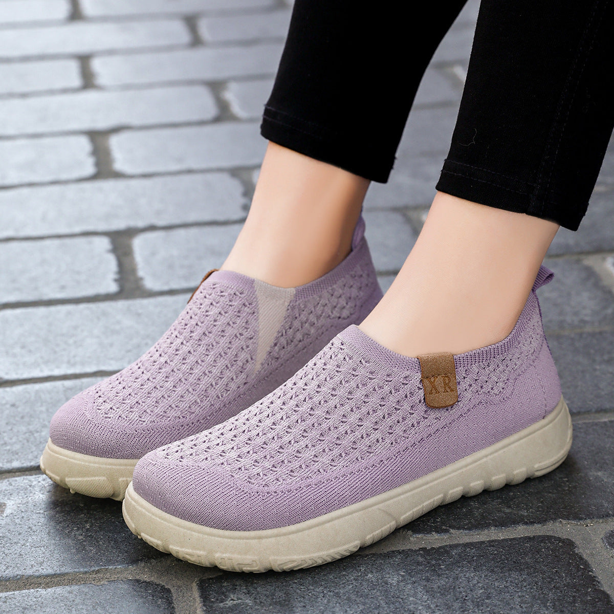 Femme Slip-On Gå Sneakers med åndbart strikkemateriale og fleksibel sål Stilla
