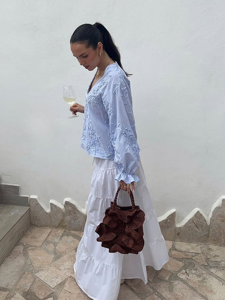 Dame elegant bluse med florale broderier og voluminøse ærmer Stilla