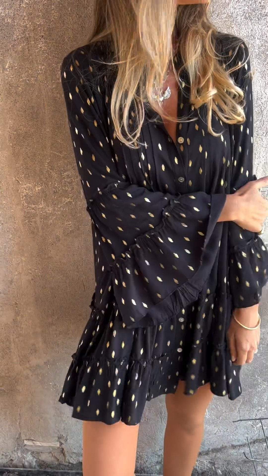 Dame elegant Bluse med flæse detaljer og knapliste Stilla