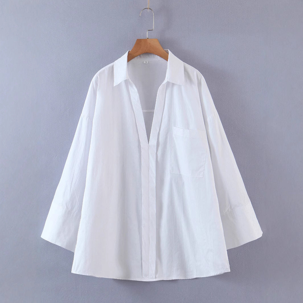 Dame afslappet bluse med bred pasform og praktisk brystlomme Stilla