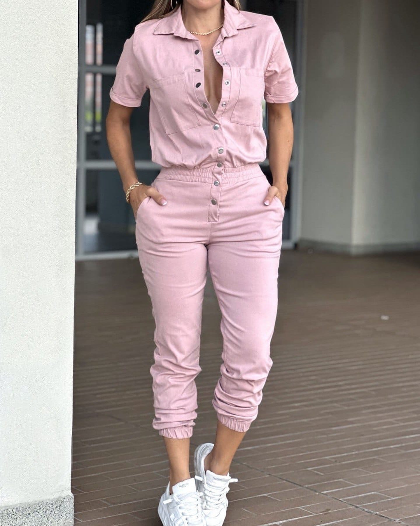 Dame jumpsuit i afslappet stil Stilla