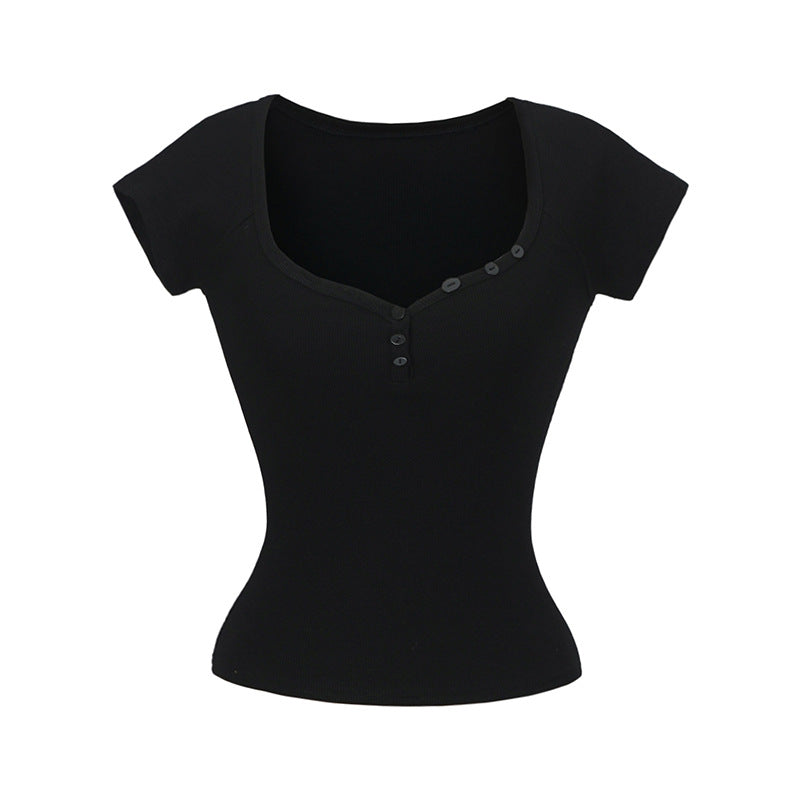 Dame figursyet top med knapbar rund halsudskæring og fin ribstruktur Stilla
