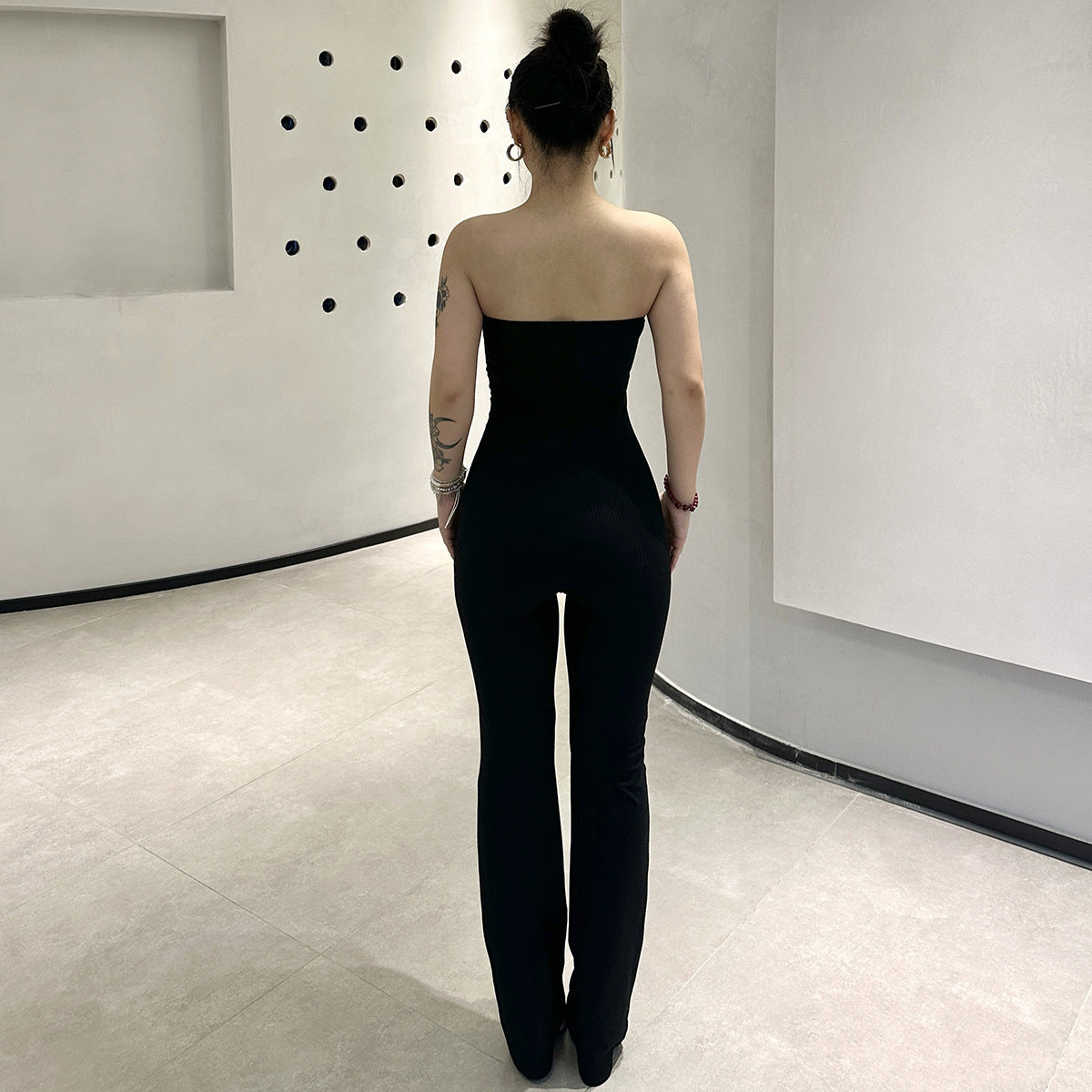 Dame Elegant Jumpsuit med smalle stropper og figursyet skæring Stilla