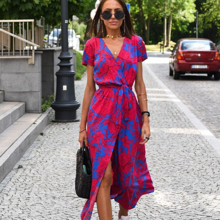 Dame afslappet maxikjole med indviklingsdesign og smart print Stilla