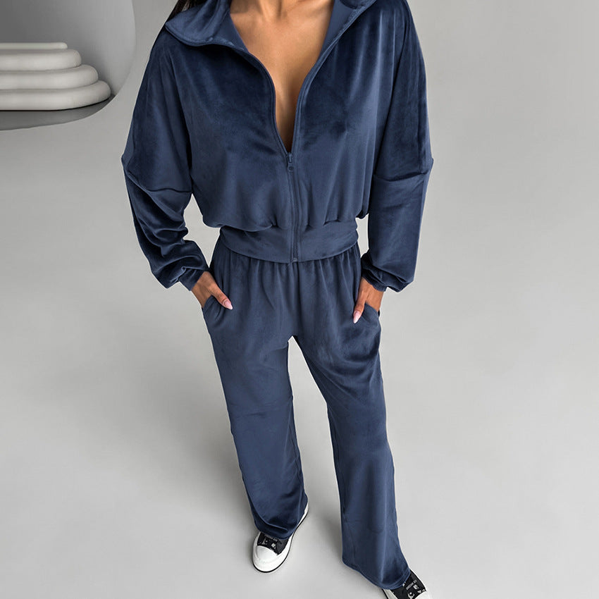 Dame behagelig Velvet-jumpsuit med højt lukket krave og elastisk talje Stilla