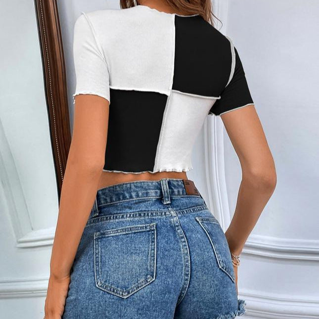 Dame Cropped T-Shirt med moderne Patchwork-design Stilla