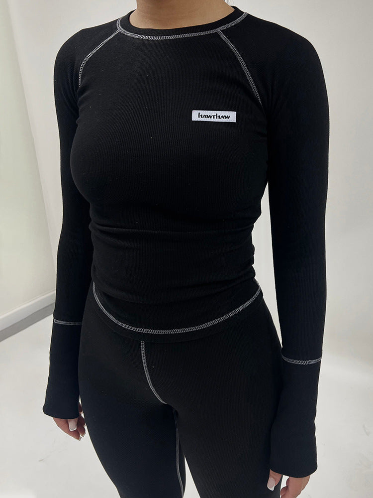 Dame leggings-sæt med langærmet top og figurskabende design Stilla