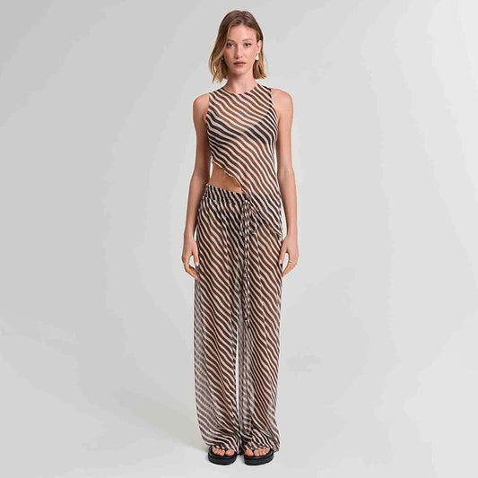 Dame stilfuld jumpsuit med asymmetrisk snit og stribemønster Stilla