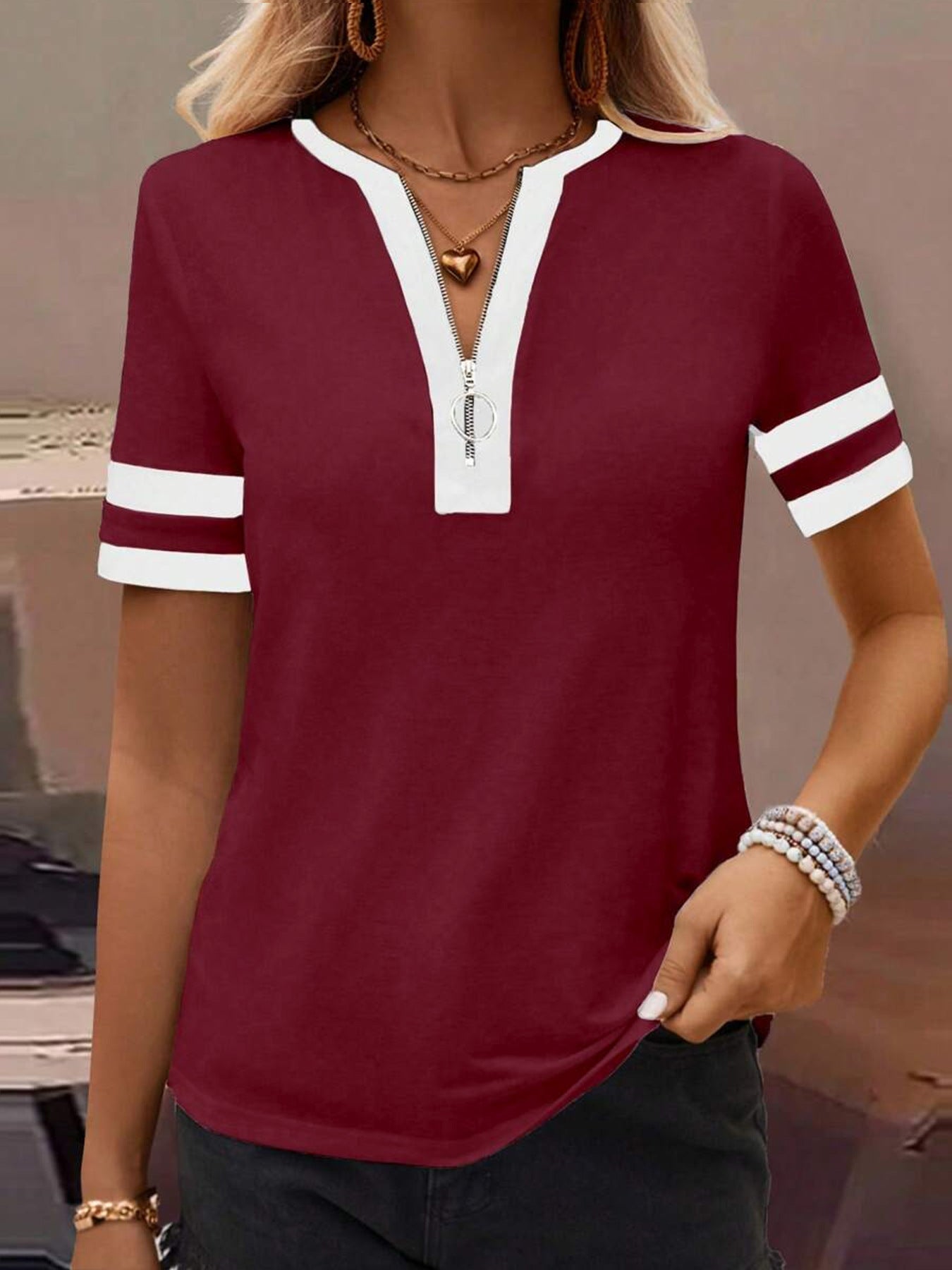 Dame afslappet kortærmet skjorte med lynlås og sporty design Stilla