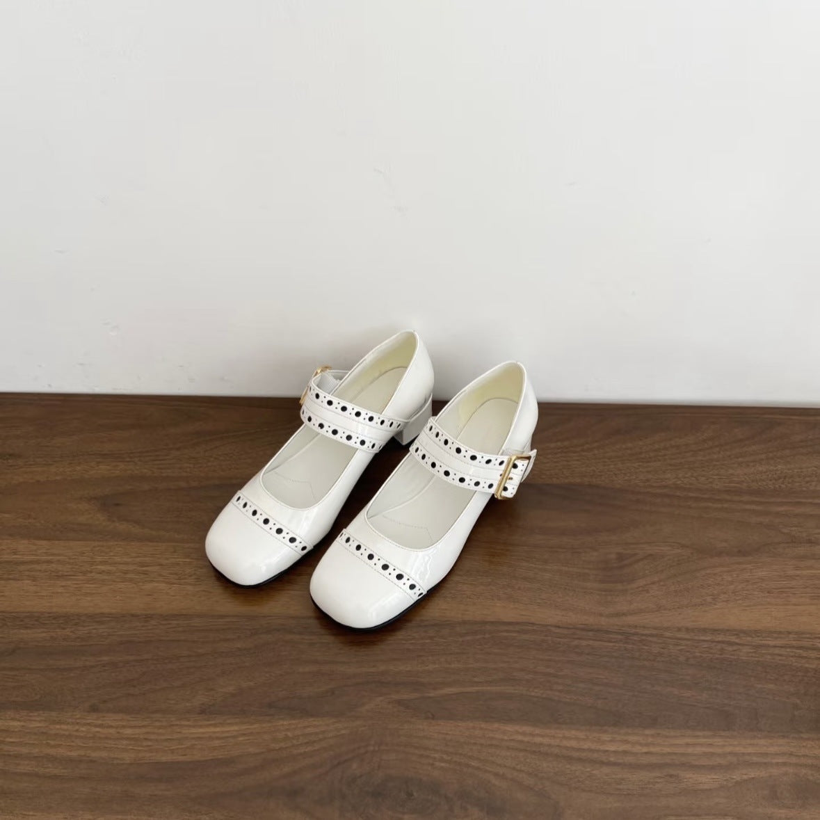 Dame dobbeltrem Mary Jane ballerinaer med dekorative spænder Stilla