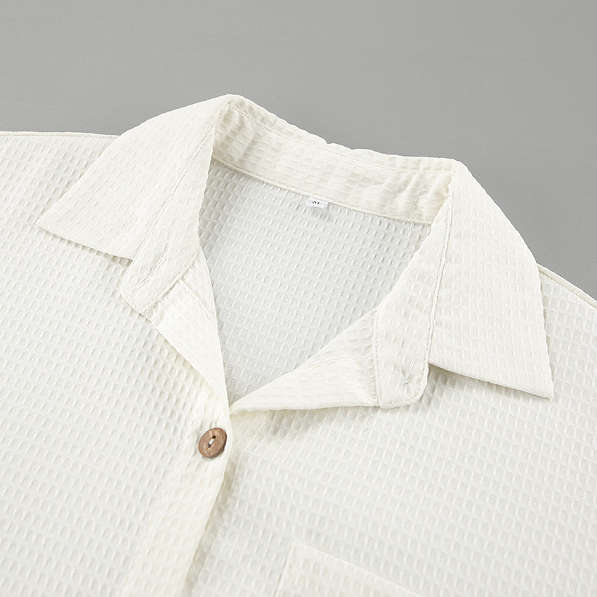 Dame afslappet fritids-sæt bestående af kort skjorte og shorts med knap-design og blødt stof Stilla