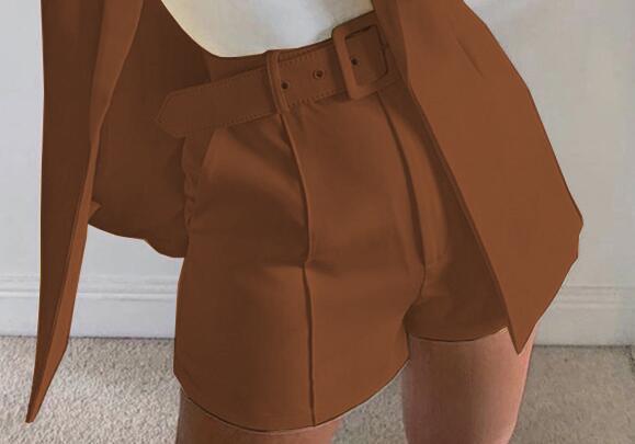 Dame afslappet blazer-shorts-sæt med taljebælte Stilla